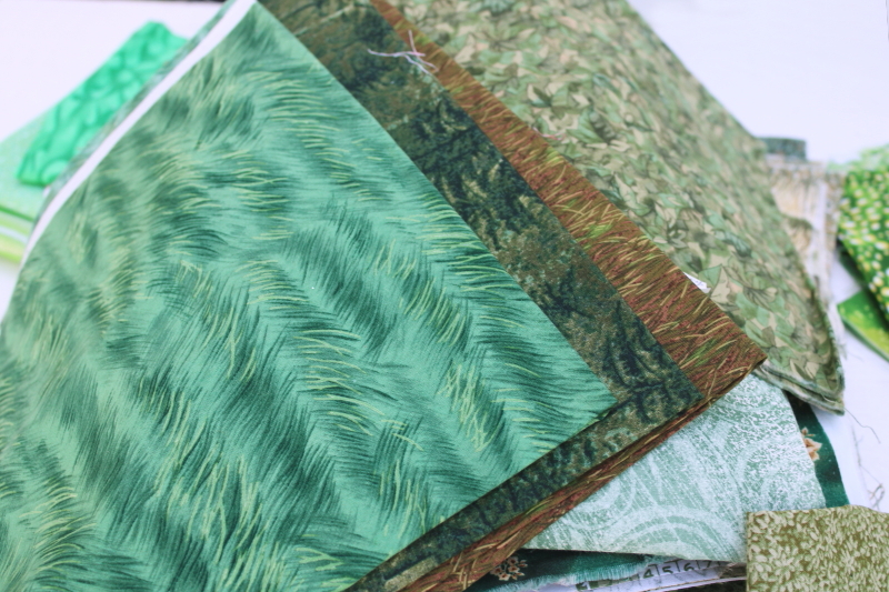 photo of shades of greens vintage prints quilting cotton fabric, lots of fat quarters pieces under 2 yds #2