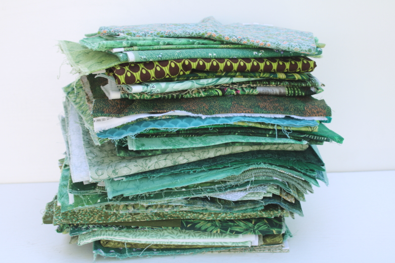 photo of shades of greens vintage prints quilting cotton fabric, lots of fat quarters pieces under 2 yds #7