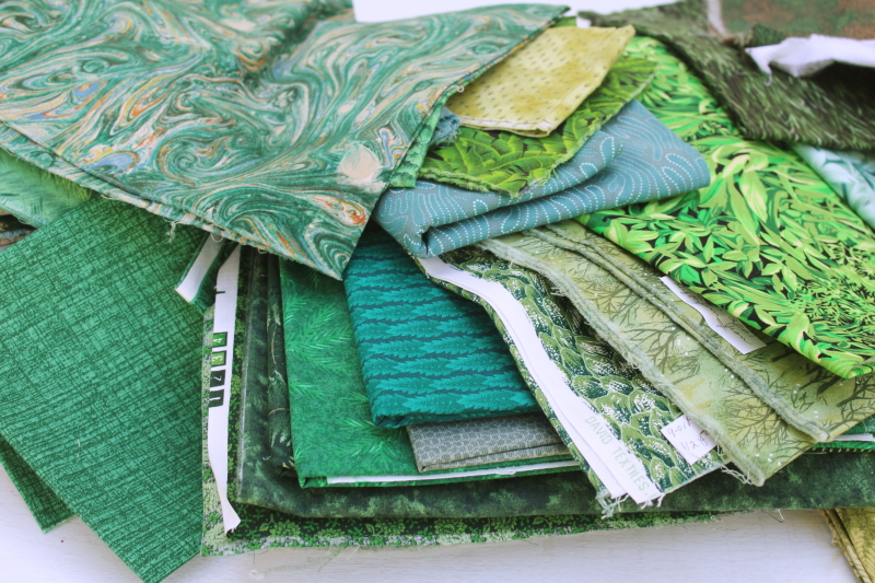 photo of shades of greens vintage prints quilting cotton fabric, lots of fat quarters pieces under 2 yds #11