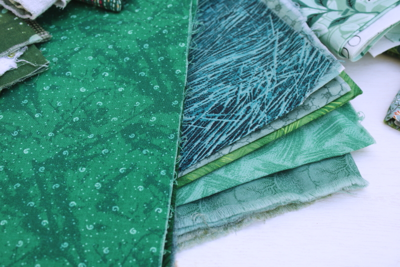 photo of shades of greens vintage prints quilting cotton fabric, lots of fat quarters pieces under 2 yds #13