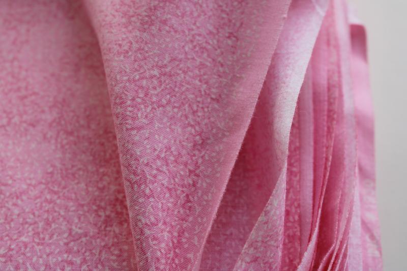 photo of shades of pink tiny print quilting cotton, 90s vintage Fabric Traditions antique look #2