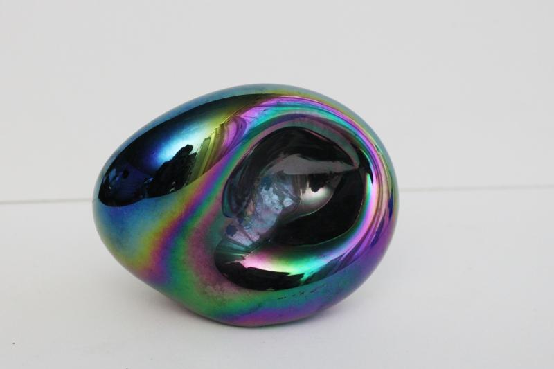 photo of signed Eickholt 90s vintage iridescent aurene blue glass paperweight #1