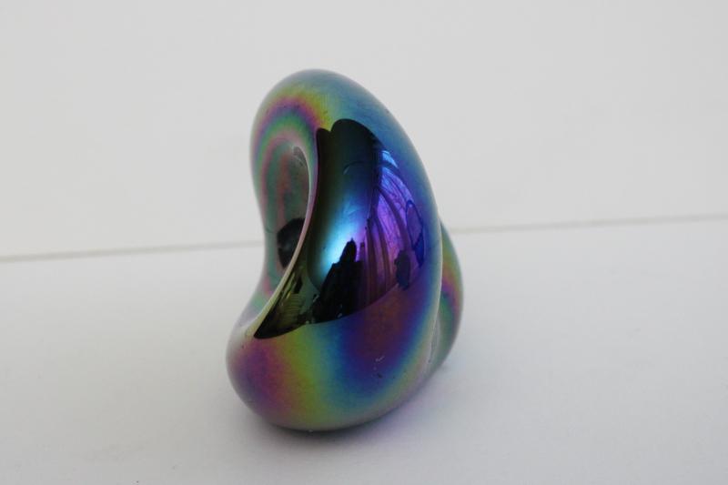 photo of signed Eickholt 90s vintage iridescent aurene blue glass paperweight #4