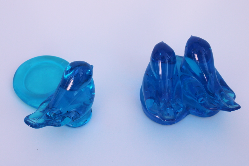 photo of signed Leo Ward glass bluebirds of happiness, pair of birds w/ heart, blue bird candle holder  #2