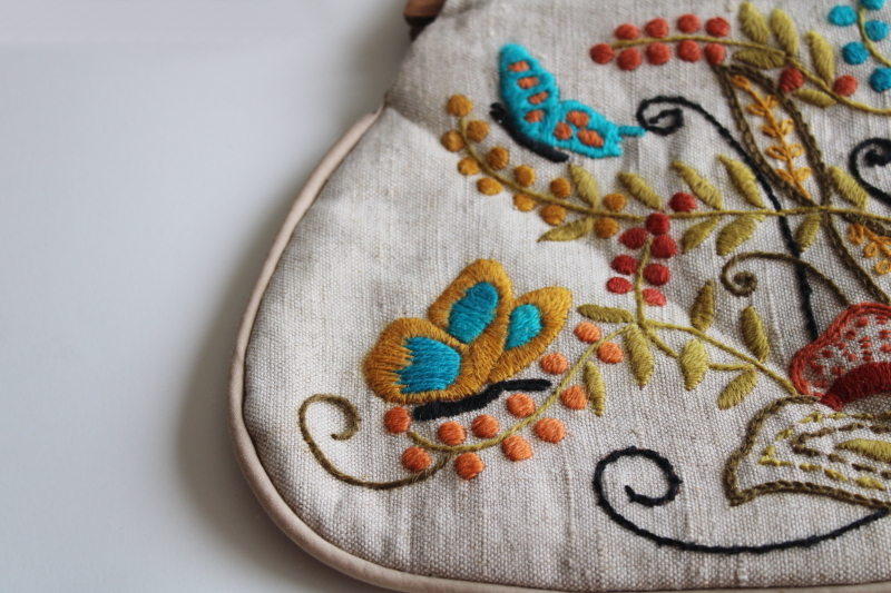 photo of simple flax linen handbags w/ crewel wool embroidery, 70s vintage boho handcrafted lagenlook #3