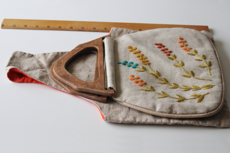 photo of simple flax linen handbags w/ crewel wool embroidery, 70s vintage boho handcrafted lagenlook #9