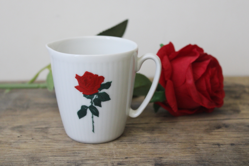 photo of single long stemmed red rose vintage china creamer, Creidlitz Bavaria cream pitcher #1