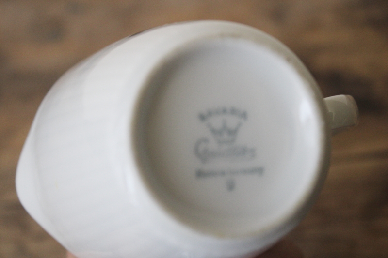 photo of single long stemmed red rose vintage china creamer, Creidlitz Bavaria cream pitcher #3