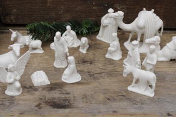catalog photo of small all white bisque china nativity scene, vintage Christmas creche figures & animals