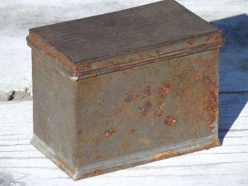 photo of small antique tinned box, traveler's deed box, instrument case, tinder box? #3