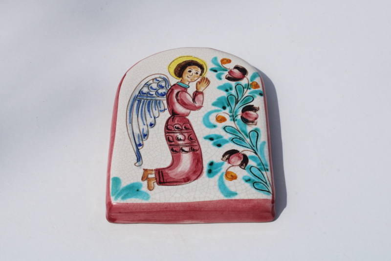 photo of small ceramic wall plaque w/ angel, vintage Italy hand painted folk art pottery #1