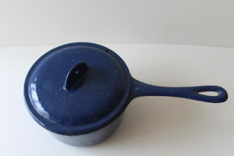 photo of small heavy cast iron pot w/ lid, old blue & white speckled enameled cast iron saucepan #2