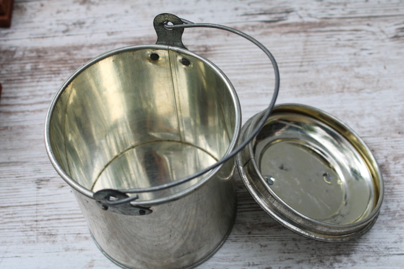 photo of small milk can or lunch bucket, old fashioned vintage tinned steel pail w/ wire bail handle & lid  #3
