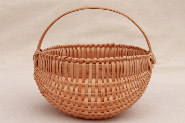 photo of small round egg basket, handmade split wood splint woven basket, country primitive #2