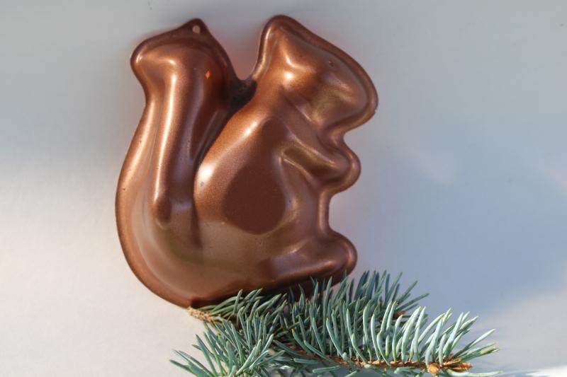 photo of small squirrel vintage copper plated mold, jello mold wall hanging or baking pan #1