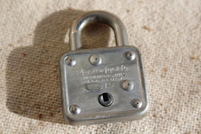 photo of small steel Master Lock Milwaukee Wisconsin vintage padlock, no key, locked #2