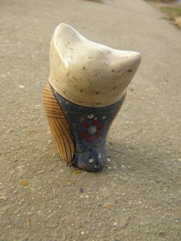 photo of small vintage Tonala owl, hand-painted Mexican art pottery #2