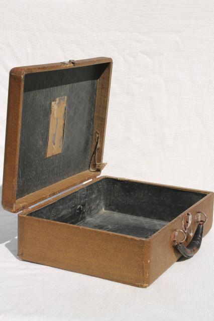 photo of small vintage suitcase or school case, hard sided train case overnight travel luggage #8