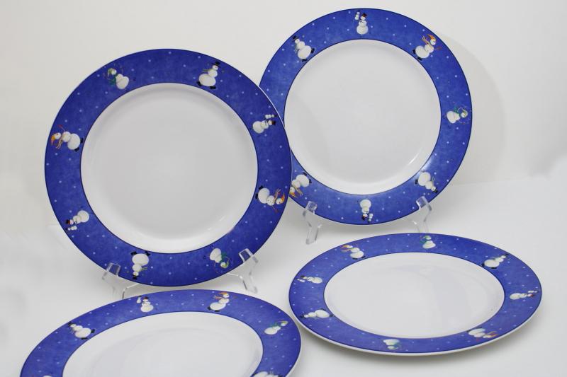 photo of snowman pattern winter holiday dishes, Sakura Snow Pals Oneida china dinner plates #1