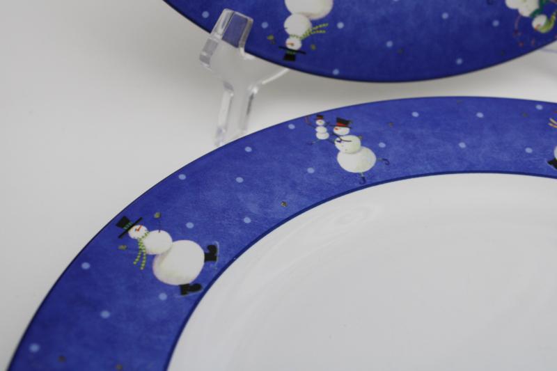 photo of snowman pattern winter holiday dishes, Sakura Snow Pals Oneida china dinner plates #3