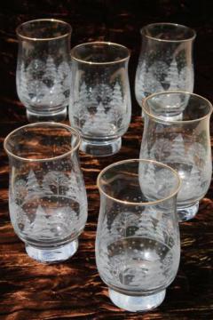 catalog photo of snowy forest Christmas glasses, Libbey tulip shape tumblers w/ white pine trees