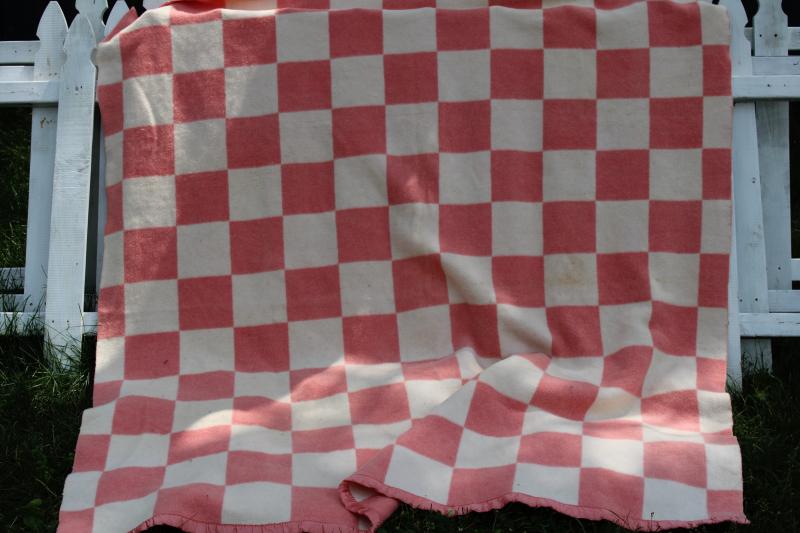 photo of soft old pink & white checked pattern blanket, vintage cottage gingham style #1