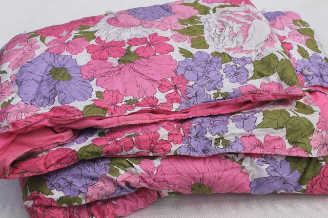 photo of soft puffy vintage flowered cotton comforter, tied quilt w/ pink & lavender flowers #1