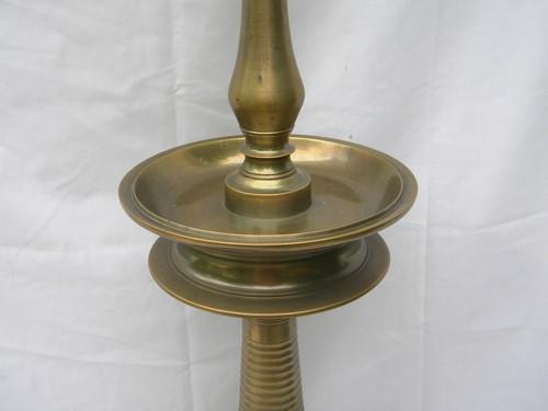 photo of solid cast brass vintage table or banquet lamp 30 inch tall and very heavy #2