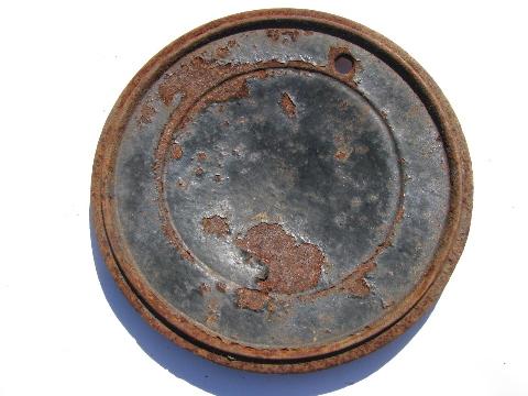 photo of star pattern antique vintage cast iron register center or stove pipe cover #2