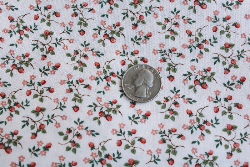 photo of strawberry fields tiny print cotton fabric, 80s 90s vintage girly flowers & fruit #2