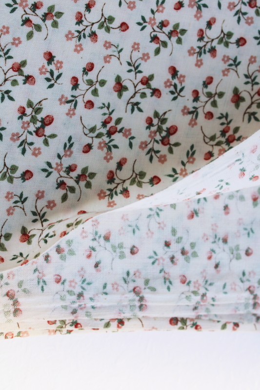 photo of strawberry fields tiny print cotton fabric, 80s 90s vintage girly flowers & fruit #3