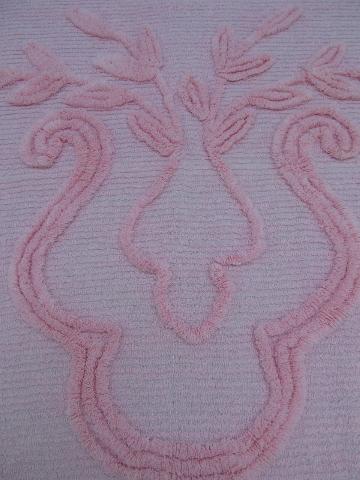 photo of summer weight vintage cotton chenille bedspread bed cover, candy pink #2