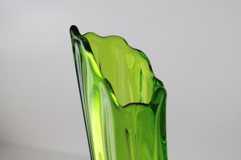 photo of tall mod lime green glass swung vase, 60s or 70s vintage Smith glass MCM retro  #2