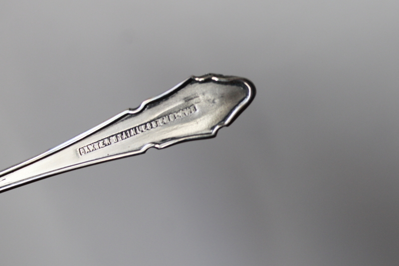 photo of tiny Colman's mustard pot, old Bull's Head advertising label vintage reproduction condiment jar England  #4