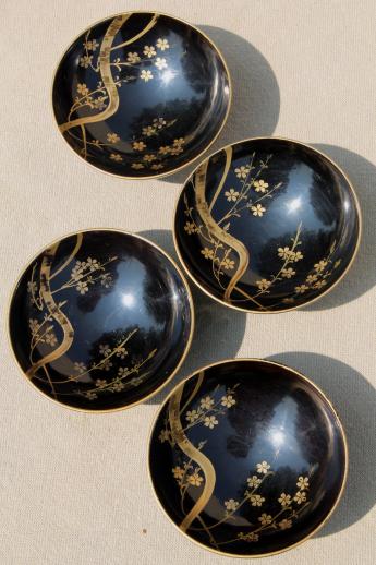 photo of tiny black & gold lacquer ware condiment bowls or sauce dishes, vintage Japan #4