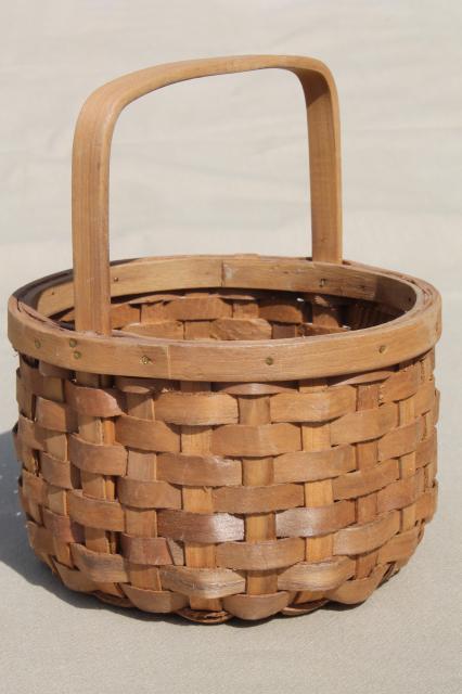 photo of tiny child's size gathering basket, primitive vintage wood splint flower basket  #1