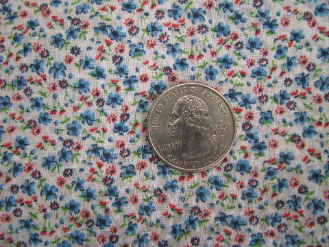 photo of tiny flowers print vintage cotton plisse fabric, red and blue on white #1