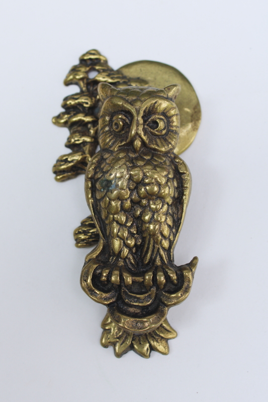 photo of tiny old brass owl door knocker, vintage hardware or desk paper holder paperweight #1