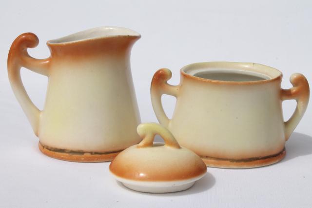 photo of tiny old cottage style tea pot set, vintage Czechoslovakia china teapot, cream & sugar #12