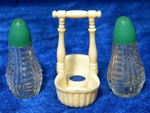 photo of tiny old pressed pattern glass salt & pepper shakers, celluloid plastic rack #2