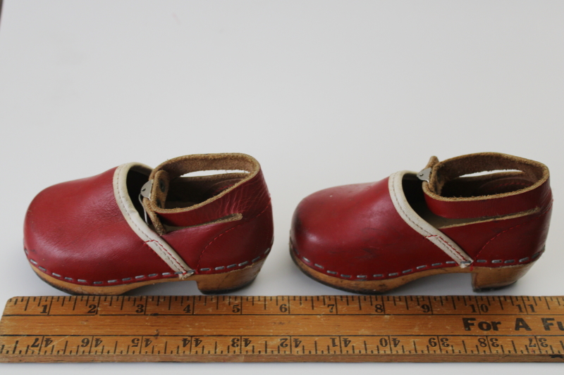 photo of tiny old red leather clogs w/ ankle straps, Scandinavian wood clogs baby child's size  #2