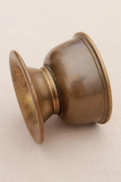 photo of tiny old solid brass spittoon cuspidor, salesman's sample or paperweight vase? #3