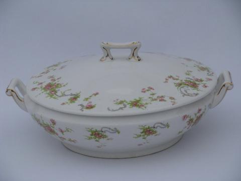 photo of tiny pink roses vintage china covered bowl vegetable dish, Giralda #1