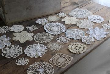 catalog photo of tiny round vintage lace doilies & centerpieces, crochet & tatted lace doily lot