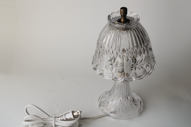 photo of tiny table lamp, crystal clear glass lamp w/ glass shade, vintage Princess House light  #8