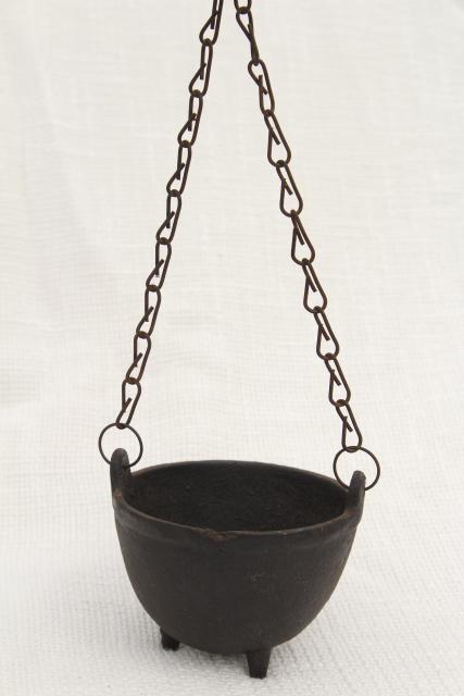 photo of tiny witch cauldron pot, 1970s vintage cast iron kettle plant pot hanger #1