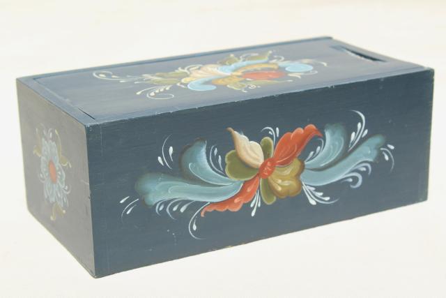 photo of traditional Norwegian rosemaling, hand painted artist signed wood box #1