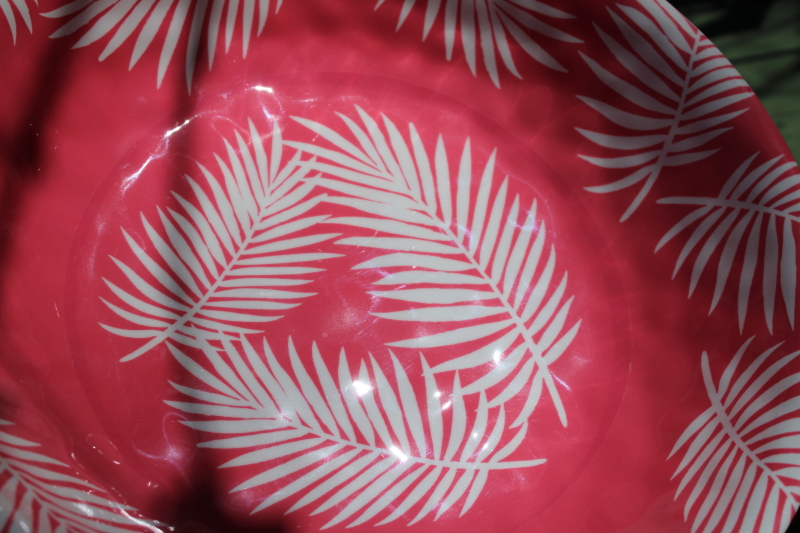 photo of tropical pink & green white palm leaves print melamine plastic salad bowls set w/ serving bowl  #2