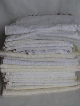 catalog photo of two dozen vintage cotton terrycloth bakery kitchen towels, old linen service towel lot