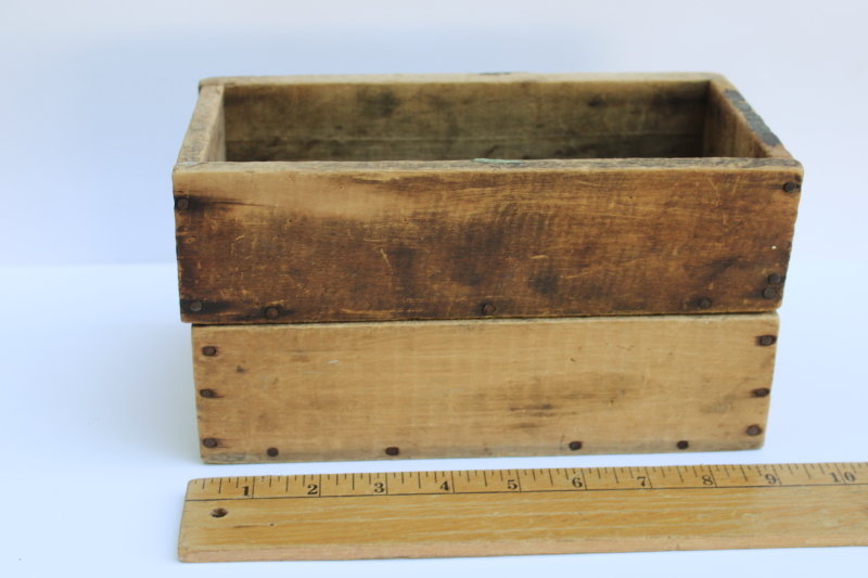photo of two primitive old wood boxes, small storage crates rustic vintage farmhouse decor  #2